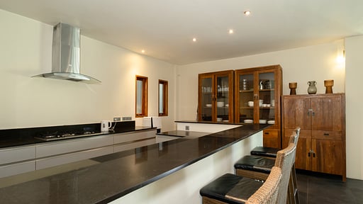 Da Vinci Villa Kitchen 2