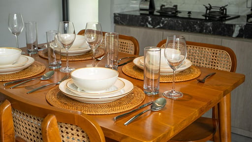D'Pavillion Villa Dining area