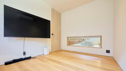 Grand Tsuru B Autres
