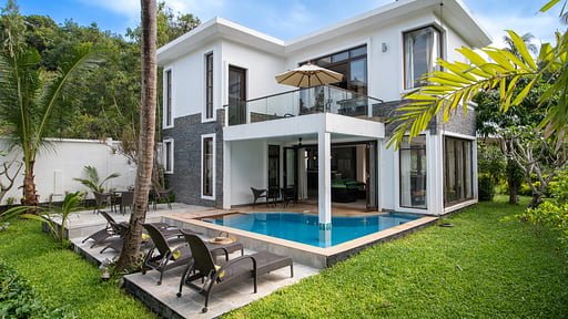 Heliconia Pool Villa Swimming pool