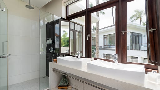 Heliconia Pool Villa Bedroom 1