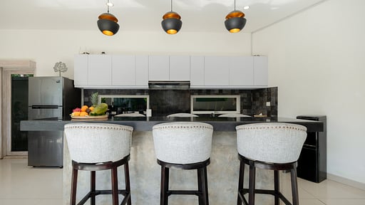 Hiburan Villas Kitchen 1