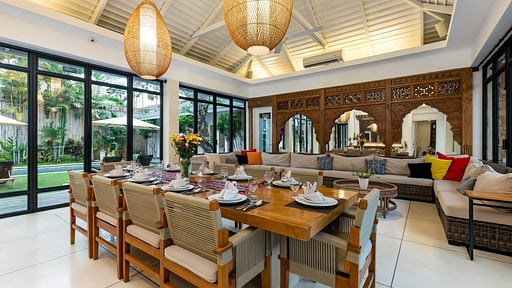 Iluka Villa Dining area