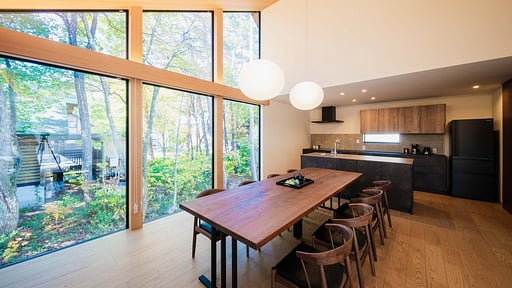 Kamuy Chalet Dining area