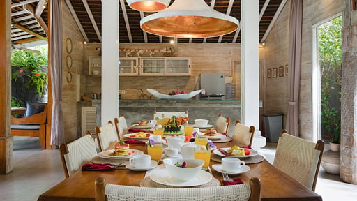 Little Mannao Dining area