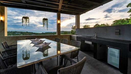 Magic Tuxedo Villa Rooftop lounge