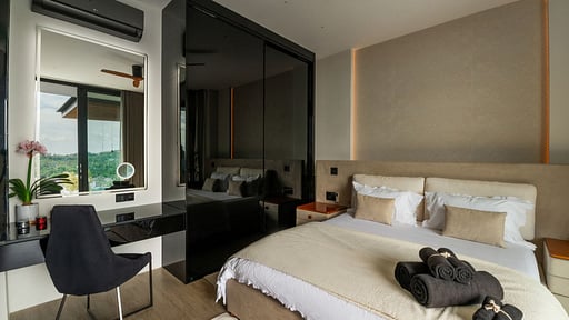 Magic Tuxedo Villa Bedroom 1