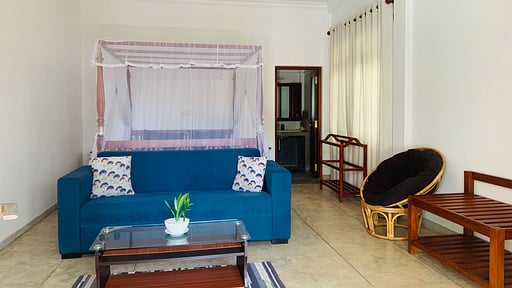 Mawbima Villa Hikkaduwa Bedroom 1