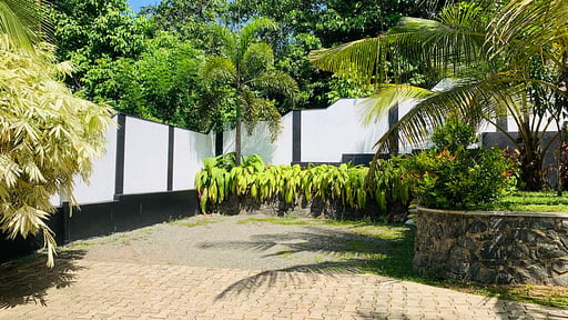 Mawbima Villa Hikkaduwa Garden