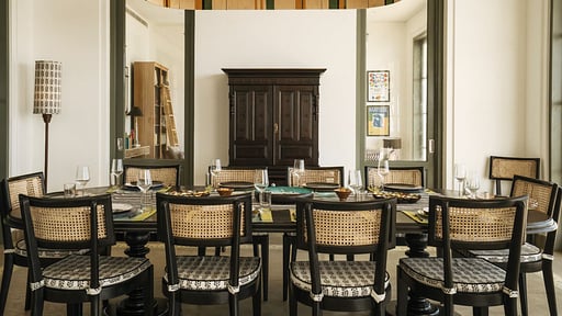 Myla Beach Villa Dining area