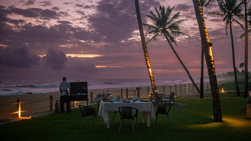 Myla Beach Villa Dining area