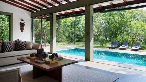 Neem Tree House Swimming pool