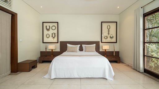 Nyaman Villa 8 Kamar Tidur 7