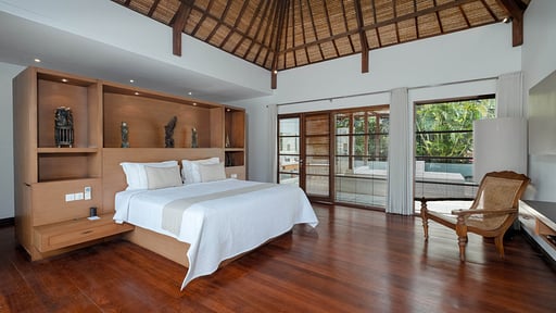 Nyaman Villa 8 Kamar Tidur 5