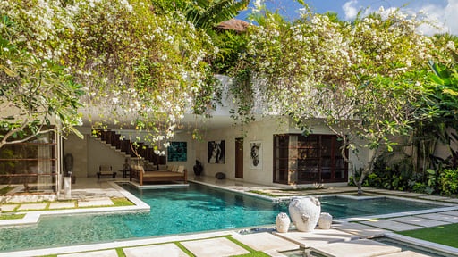 Nyaman Villa 8 Kolam renang 2