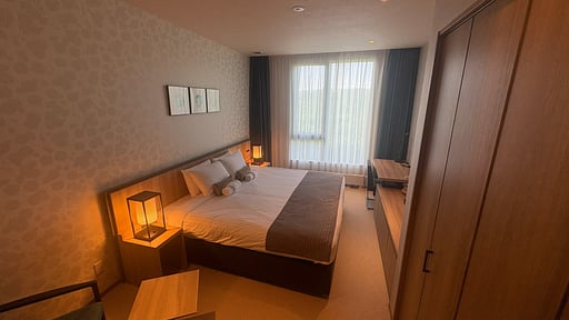 Panorama Townhouse Bedroom 1