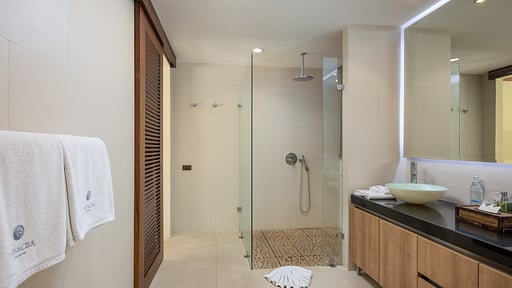 Purana Residence Bedroom 4