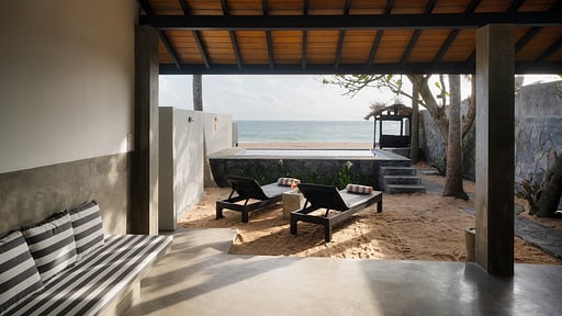 Red Parrot Beach Villa Swimming pool