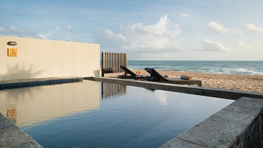 Red Parrot Beach Villa