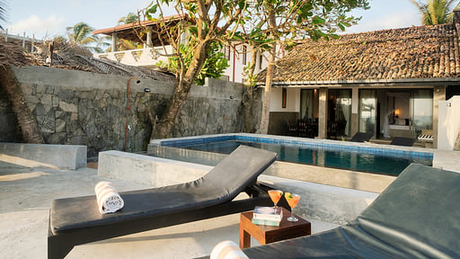 Red Parrot Beach Villa Swimming pool