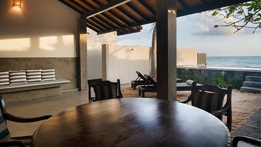 Red Parrot Beach Villa Dining area