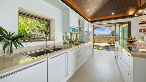 San Suk Villa Kitchen