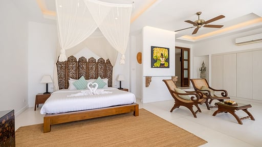 San Suk Villa Bedroom 2