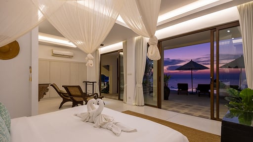 San Suk Villa Bedroom 2