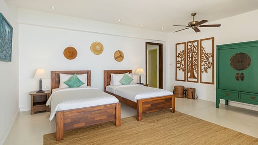 San Suk Villa Bedroom 3