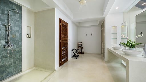 San Suk Villa Bedroom 4