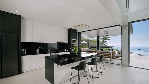 Selong Selo Family Villa 5 Kitchen