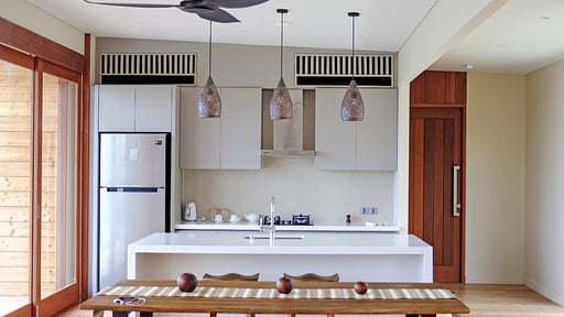 Selong Selo Villa 2 Kitchen