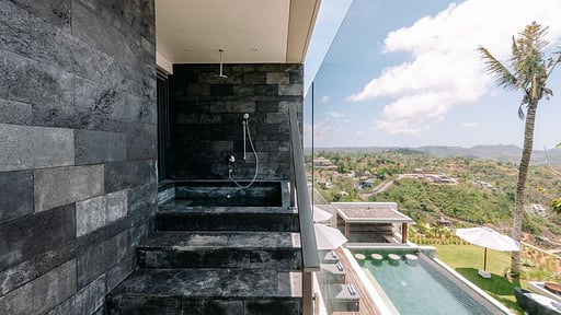 Selong Selo Villa 5 Bedroom 1