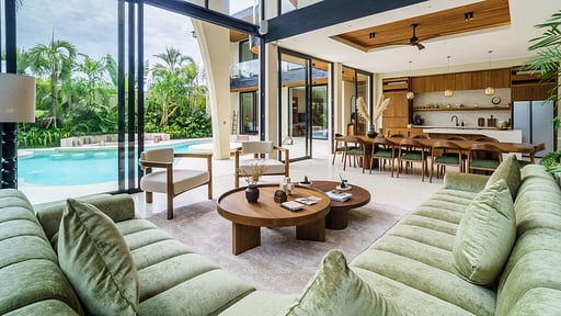The Arch Villa Living room