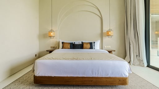 The Arch Villa Bedroom 5