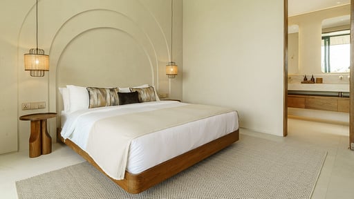 The Arch Villa Bedroom 6