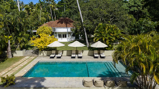The Deco House Kolam renang