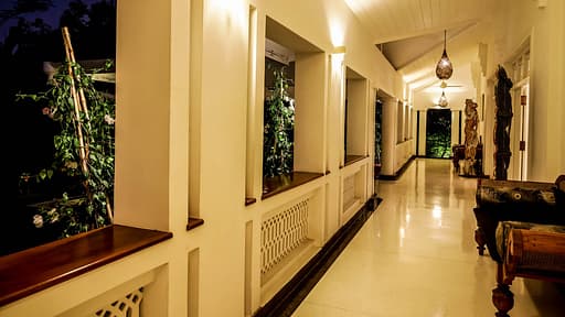 The Flame Tree Estate Terrace/Veranda