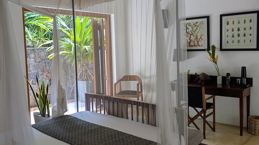 The Lake House Bedroom 3