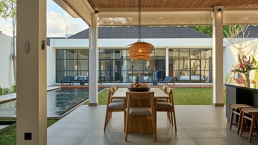 The Loft Harmony Dining area