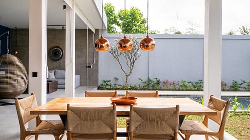 The Loft Noon Dining area