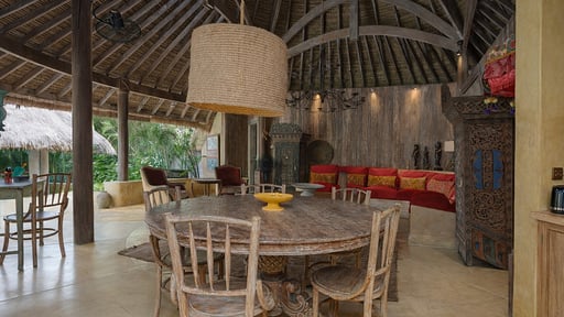 The Round House Dining area