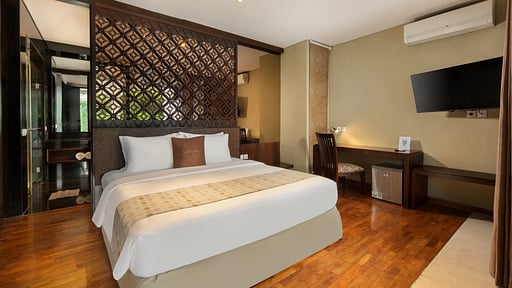 The Sterling Villa Bedroom 1