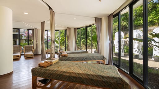The Sterling Villa Spa