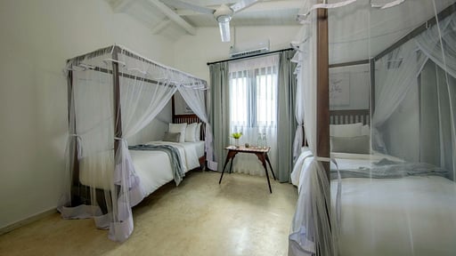 The Well House Спальня 4