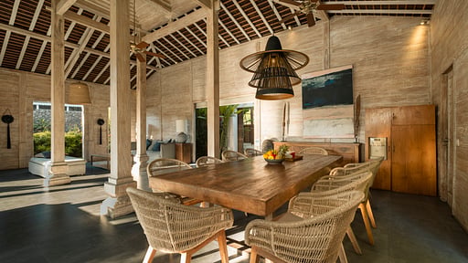 Villa Alea Dining area