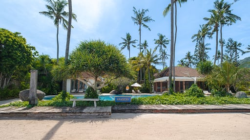 Villa Anantya Сад