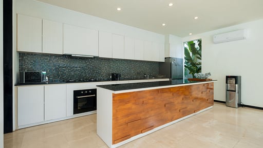 Villa Aquila Kitchen