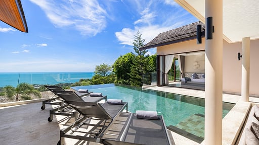 Villa Awan Tujuh Zwembad