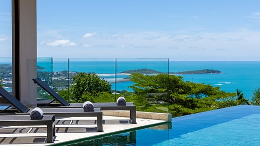 Villa Awan Tujuh Zwembad